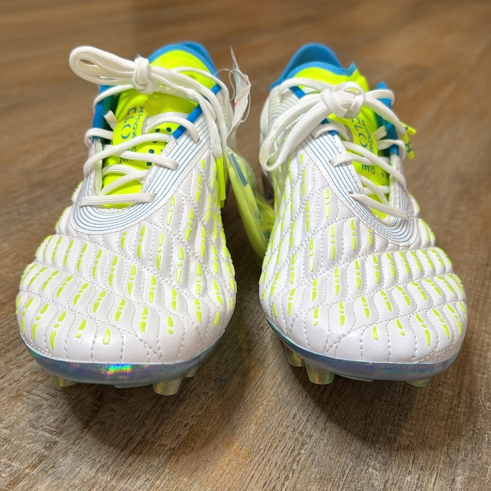 New Under Armour Women's Magnetico Elite 3 FG Soccer Cleats Size 8 - Picture 8 of 9